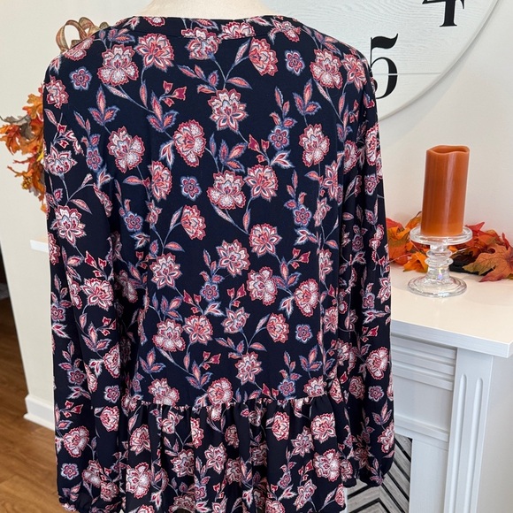 LOFT Floral Blouse in Navy and Red - Picture 5 of 5